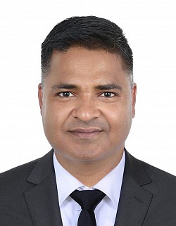 Dr. Rishi Jha ผู้ถือหุ้นต่างประเทศ